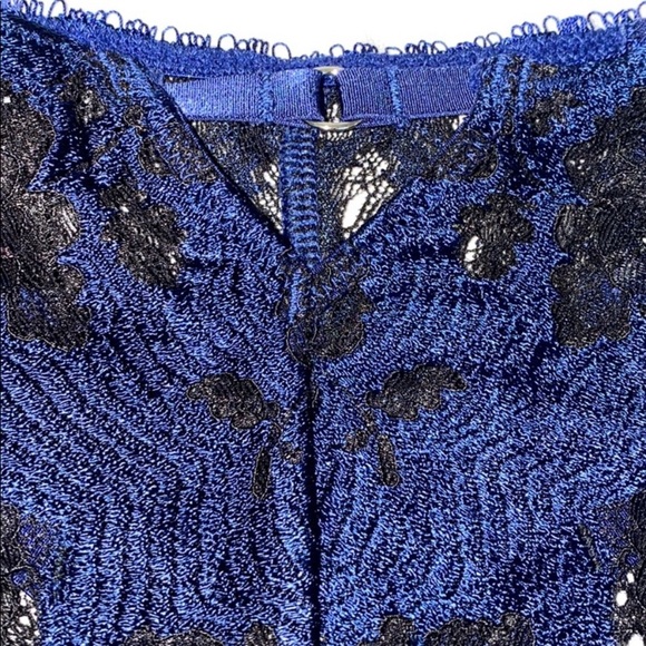 COPY - Victoria’s Secret V-strap Panty - Picture 3 of 7